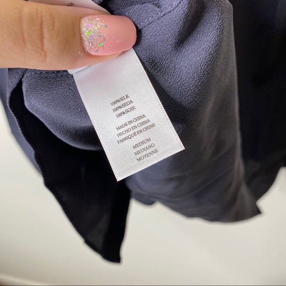 Rails 100% Silk Rhett Charcoal Pocket Blouse Top M - Picture 9 of 9